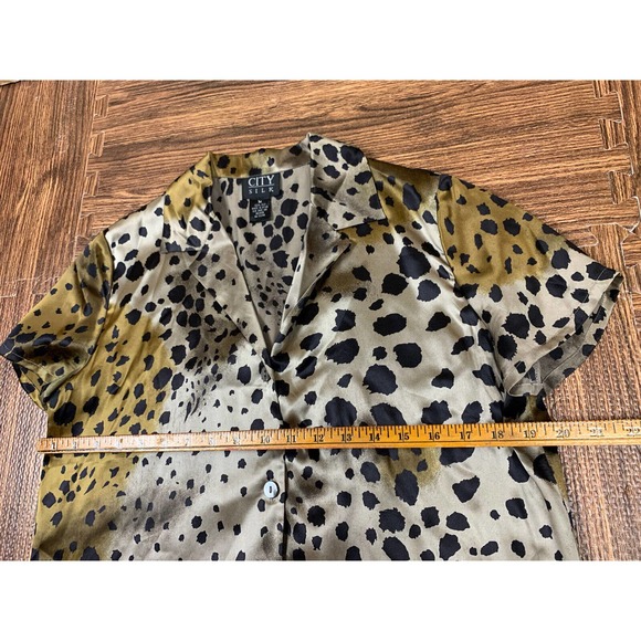 Vintage City Silk Button Down Blouse Cheetah Print Short Sleeve 100% Silk Sz M - Picture 5 of 6